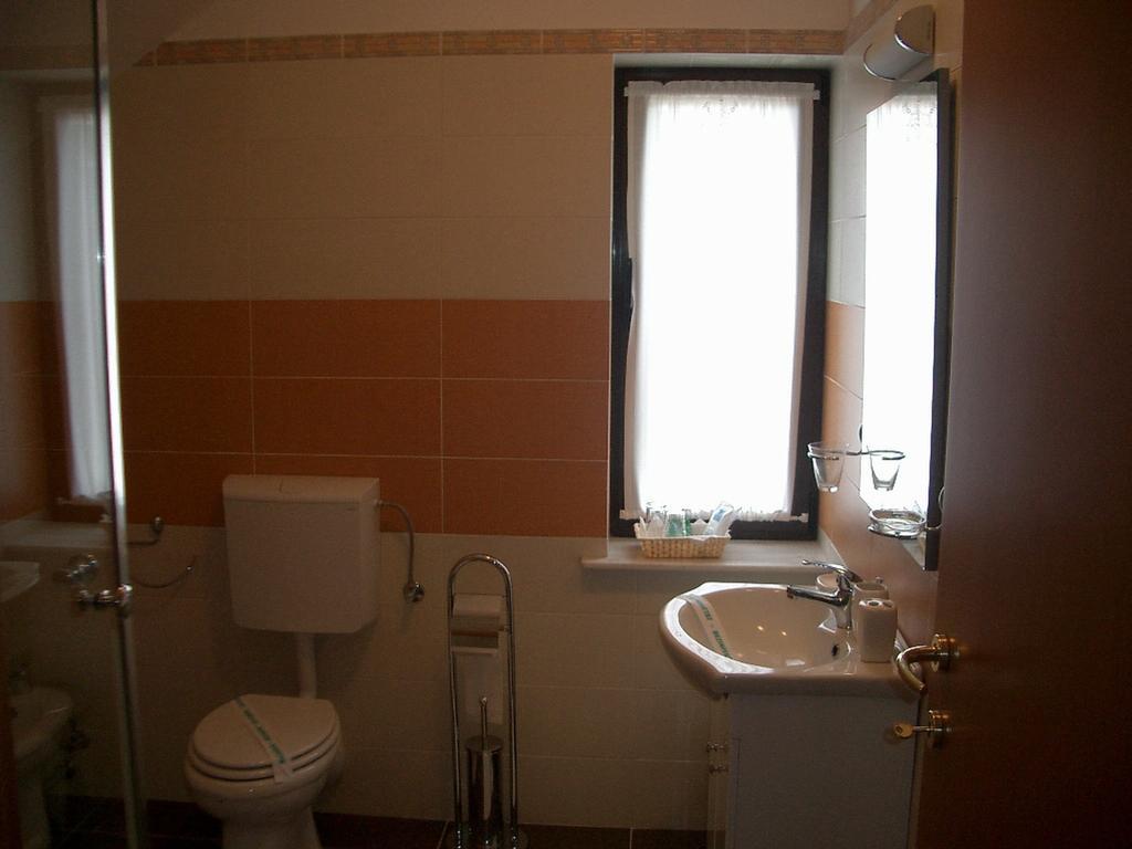 Pensiunea Funivia Săcele Exteriör bild